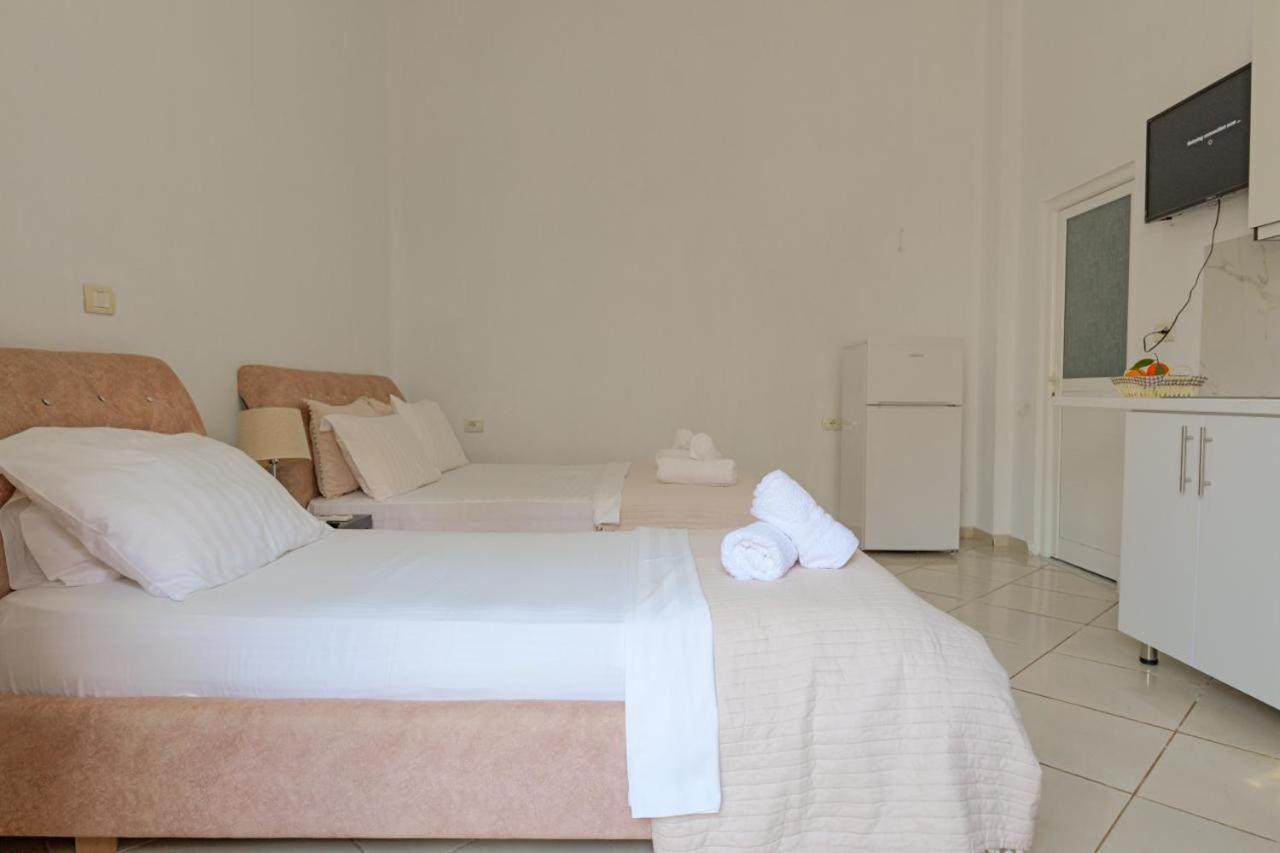 Sunflower Hotel קסאמיל מראה חיצוני תמונה