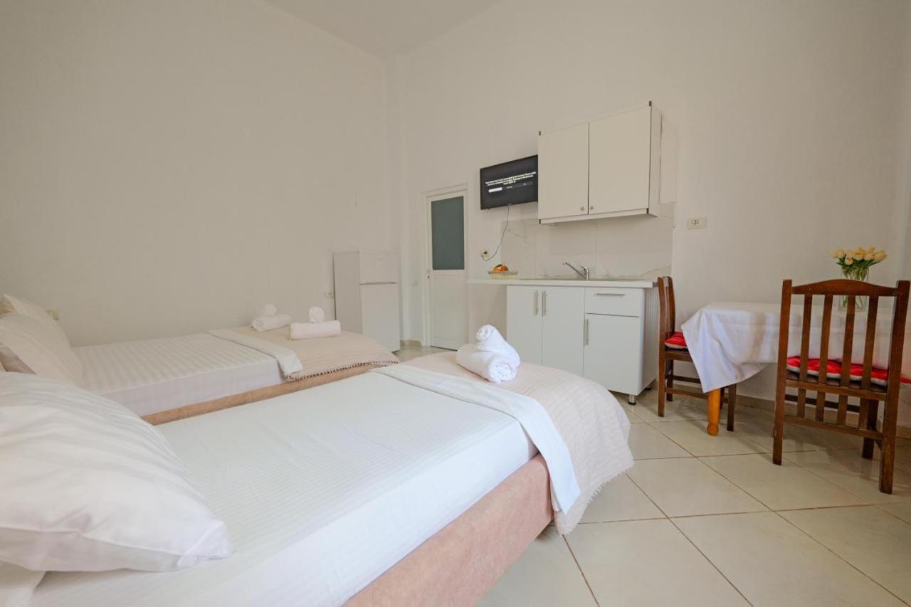 Sunflower Hotel קסאמיל מראה חיצוני תמונה