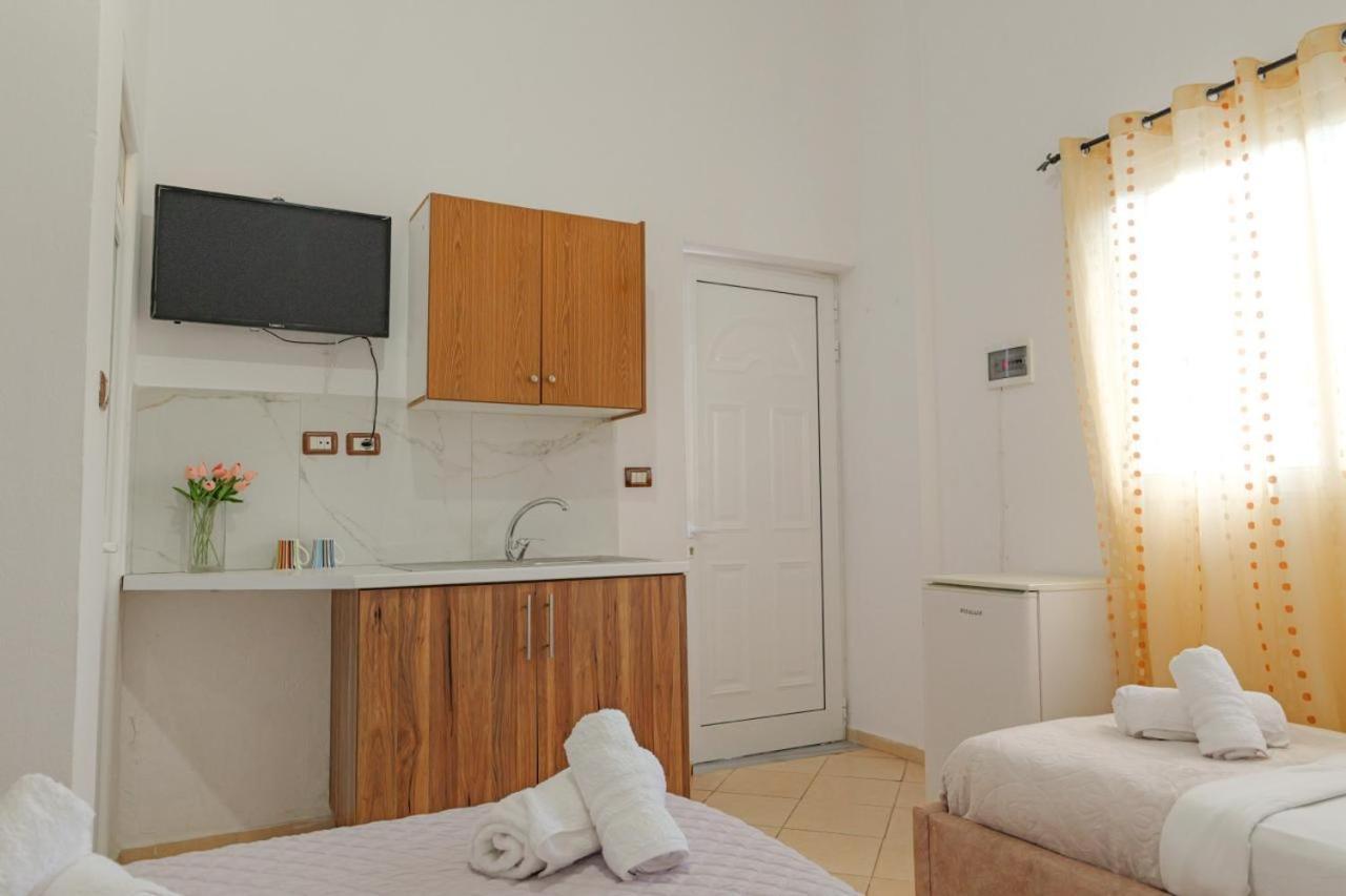 Sunflower Hotel קסאמיל מראה חיצוני תמונה